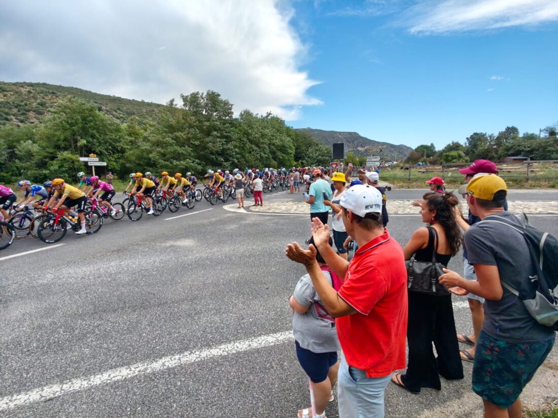 Le Tour d’Espagne passe devant Le Pla des Oliviers
